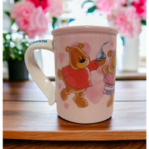 Hershey's Kisses Swirl Pink Bear Valentine Chocolate Heart Coffee Mug Cup Love